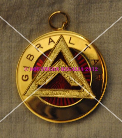 Royal Arch District Collarette Jewel [Past Rank] - Click Image to Close